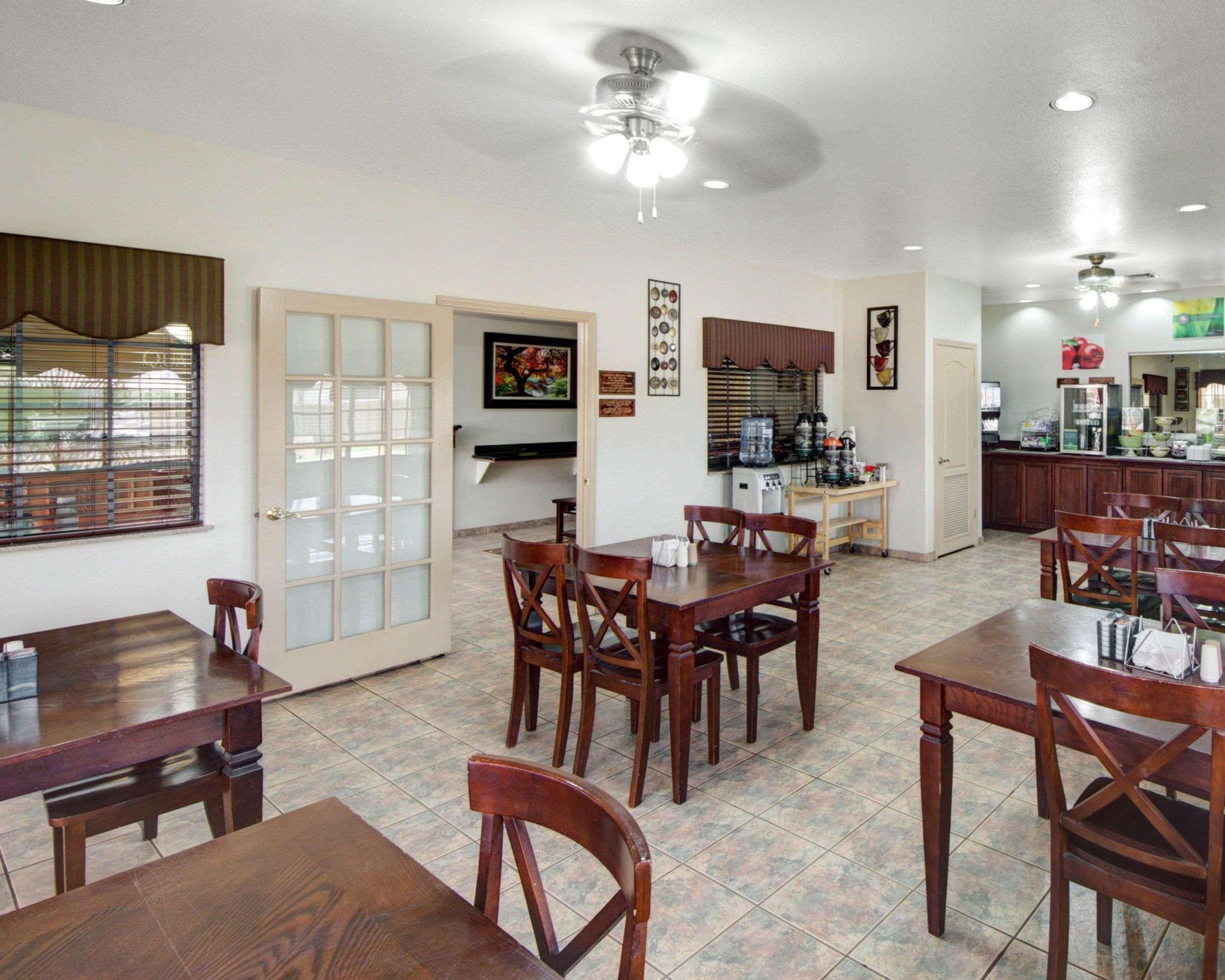 Quality Inn & Suites Rio Grande City Ngoại thất bức ảnh
